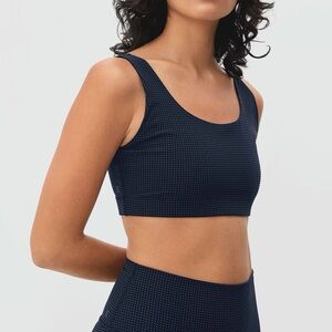 Everlane Perform Bra